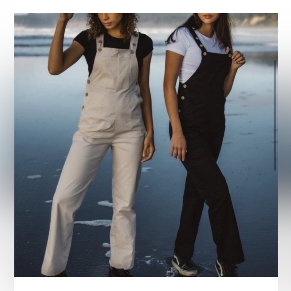 Wondery Katherine Overalls - Cream/White